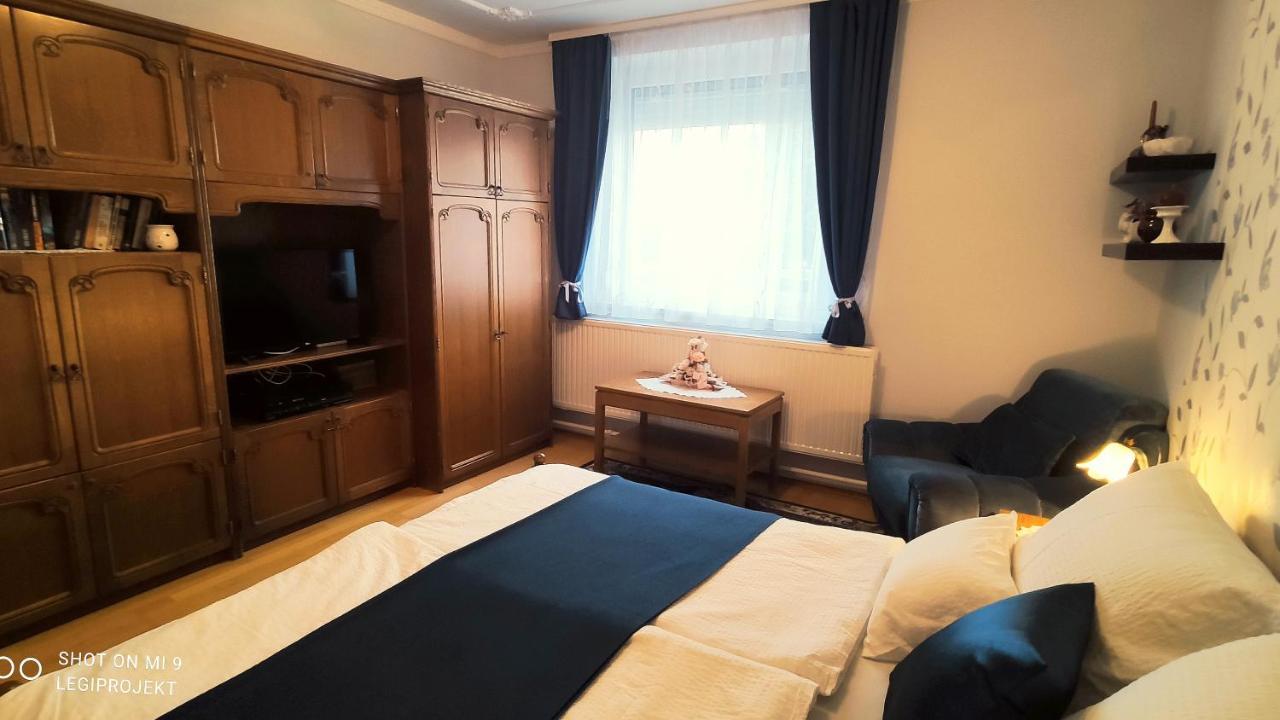 Papp Apartmanház Apartman Vonyarcvashegy Kültér fotó