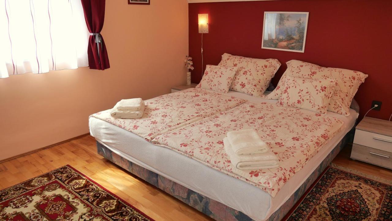 Papp Apartmanház Apartman Vonyarcvashegy Kültér fotó